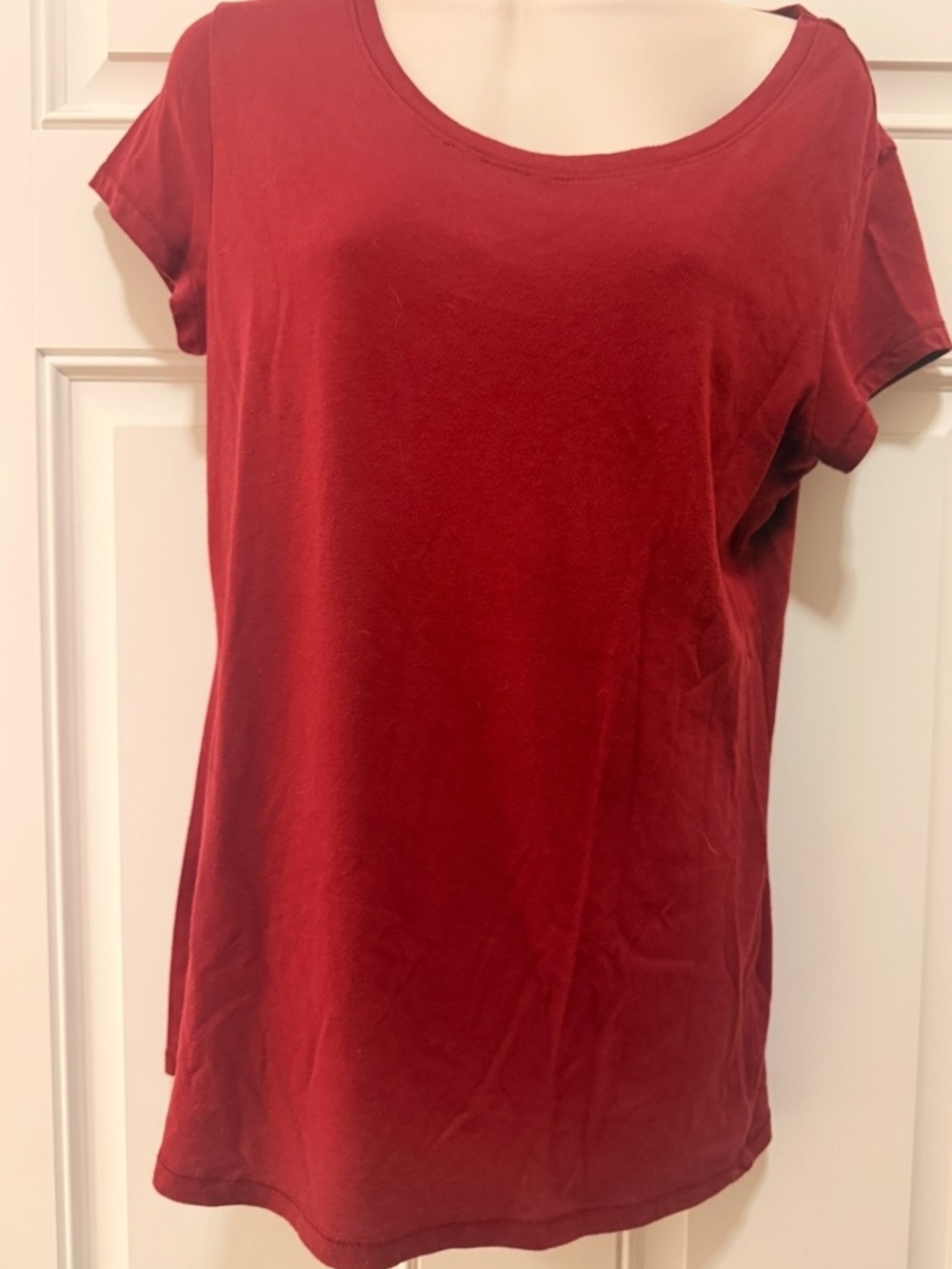 NoBo No Boundaries Scoop Neck Tee T-shirt- Red, L
